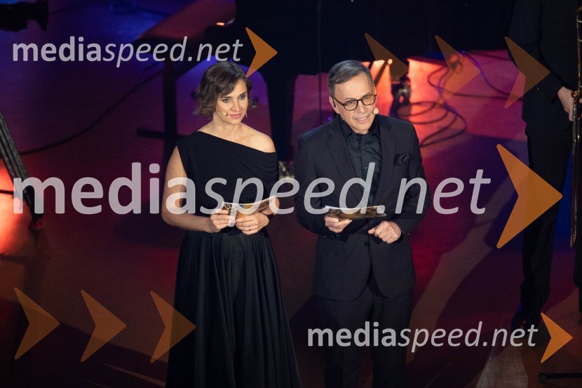  Višnja Fičor, igralka;  Igor Velše, voditeljFestival slovenskega šansona 2023