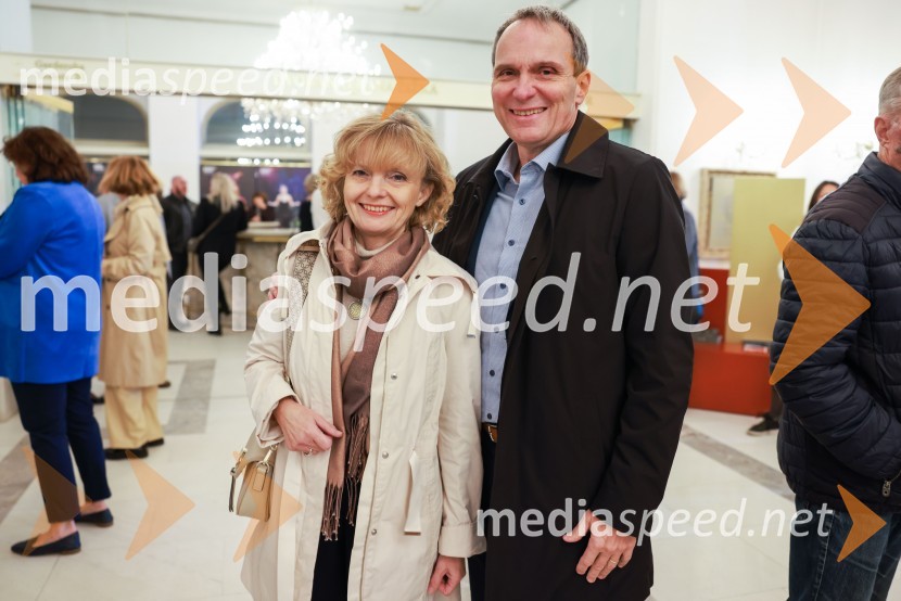 doc. dr. Breda Jesenšek Papež, predstojnica Instituta za fizikalno in rehabilitacijsko medicino (UKC Maribor);   Marijan Papež, generalni direktor, ZPIZPotujoče gledališče Šopalović, drama beograjskega JDP