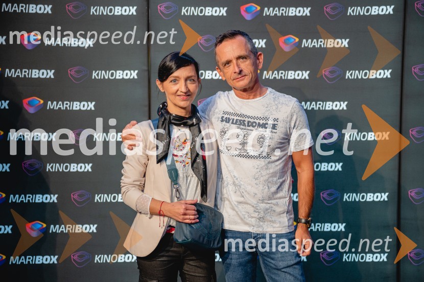  Jagoda Đorđević, PR Maribox;  Damijan Vinter, voditeljPremiera filma Poslednji heroj s filmsko ekipo v Mariboxu