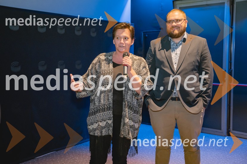  Iza Strehar, dramatičarka in scenaristka;  Žiga Virc, slovenski režiserPremiera filma Poslednji heroj s filmsko ekipo v Mariboxu