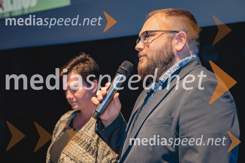  Žiga Virc, slovenski režiserPremiera filma Poslednji heroj s filmsko ekipo v Mariboxu