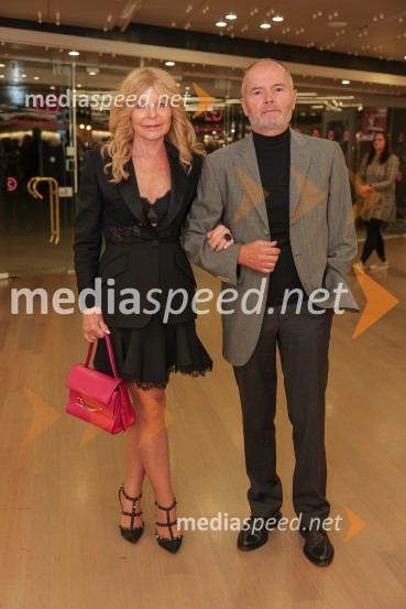  Darja Kuhar Kotnik, soustanoviteljica in podpredsednica Društva za zdravje naroda;  ... Rade Šerbedžija: Eto pjesma, koncert v Cankarjevem domu