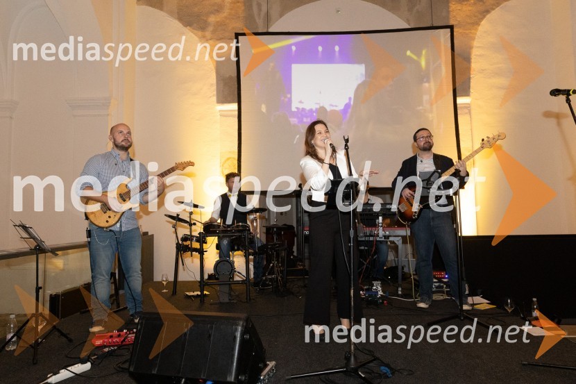 Chizz band8. salon štajerskih mladih vin Pubec 2023 v Mariboru