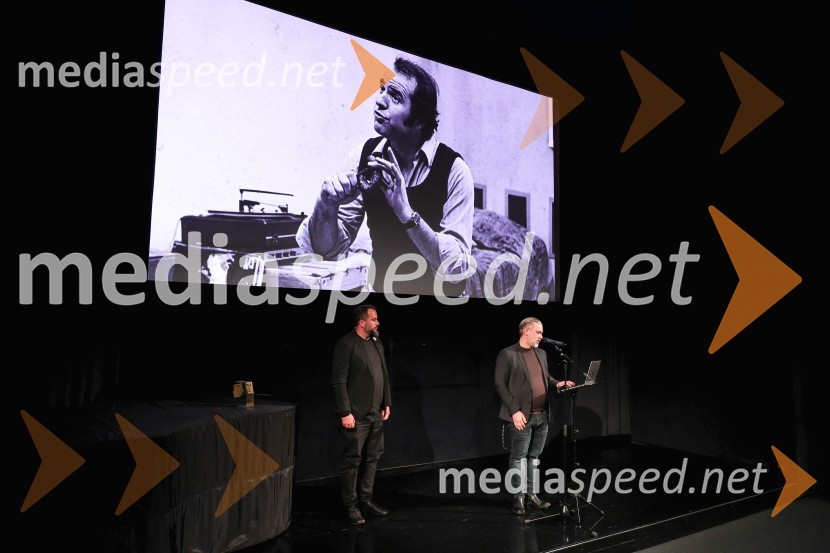  Matevž Luzar, režiser, predsednik DSR ;  Klemen Dvornik, filmski in televizijski režiser ter predsednik NS DSRPodelitev nagrade bert 2023