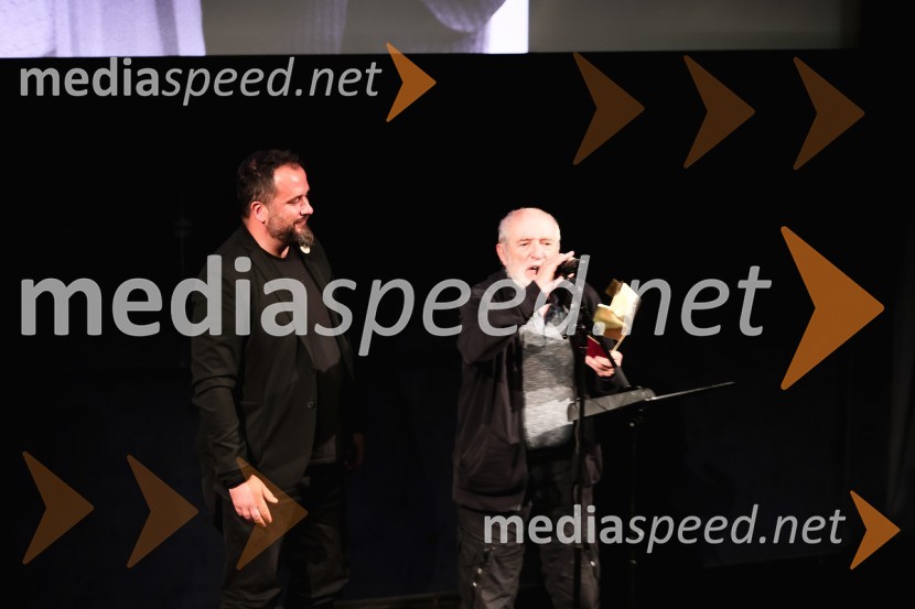  Matevž Luzar, režiser, predsednik DSR ;  Janez Hočevar - Rifle, igralecPodelitev nagrade bert 2023