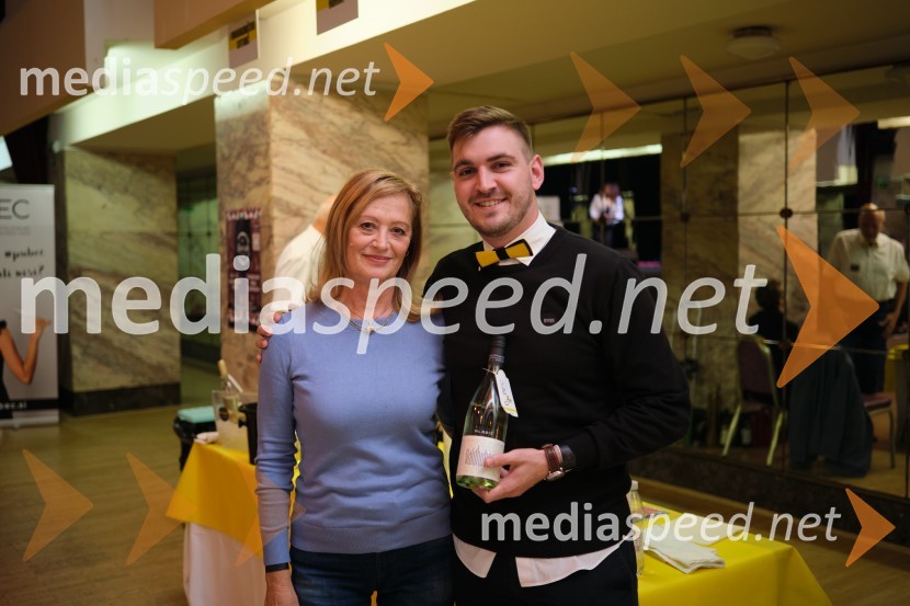  ... ;  Adam  Valdhuber, Vino Valdhuber5. salon štajerskih mladih vin Pubec 2023 v Ljubljani