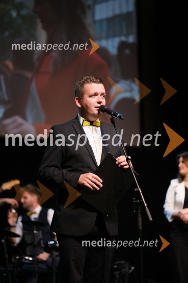  Robert Levstek,  odgovorni urednik Radia Maribor, moderator prireditev5. salon štajerskih mladih vin Pubec 2023 v Ljubljani