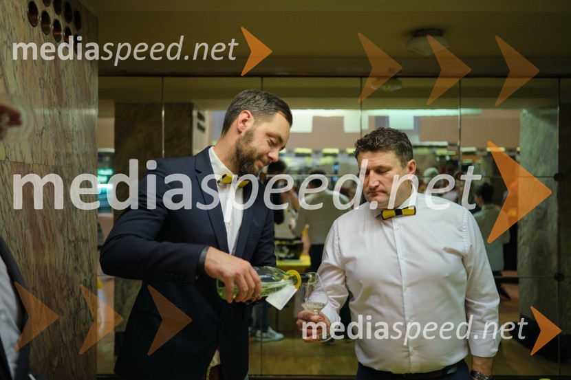  Aleksander Rigo, Rigo Vino;  Marko Toplak, Turistična kmetija Toplak, nogometaš Vinske reprezentance Slovenije5. salon štajerskih mladih vin Pubec 2023 v Ljubljani