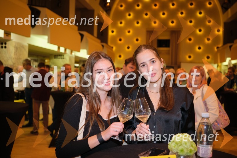  Loti Obal;  Tarin Kulenović5. salon štajerskih mladih vin Pubec 2023 v Ljubljani