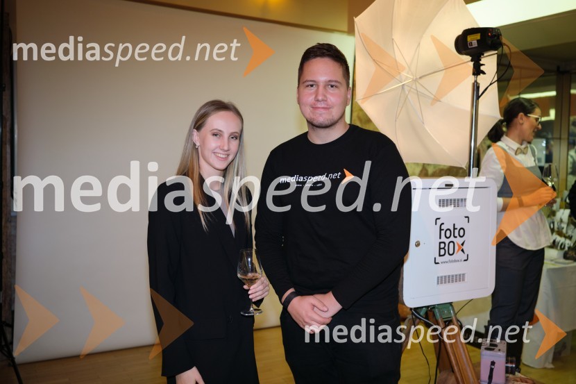  Nastja Šprah, Mediaspeed d.o.o.;  Tomi Plevnik, Mediaspeed d.o.o.5. salon štajerskih mladih vin Pubec 2023 v Ljubljani