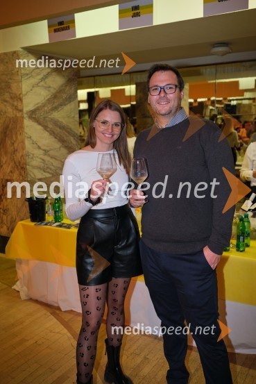  Lucija Mukenauer, 19. svečinska vinska kraljica, vino Mukenauer;  ... 5. salon štajerskih mladih vin Pubec 2023 v Ljubljani