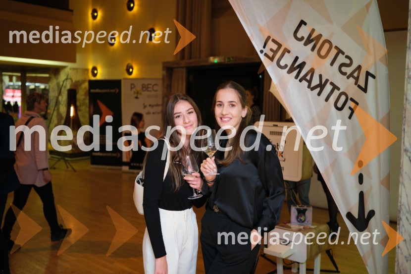  Loti Obal;  Tarin Kulenović5. salon štajerskih mladih vin Pubec 2023 v Ljubljani