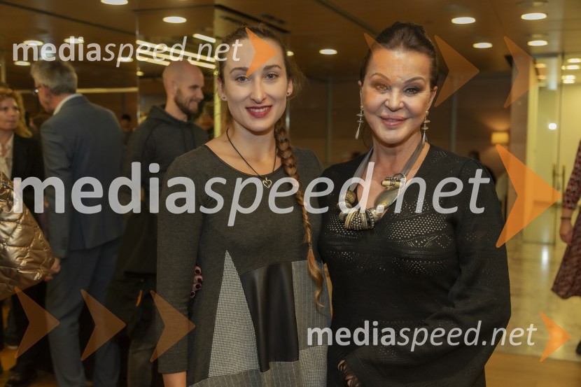  Gaja Višnar, igralka;  Miša Molk, televizijska voditeljica in urednica34. Ljubljanski mednarodni filmski festival - LIFFe, otvoritev