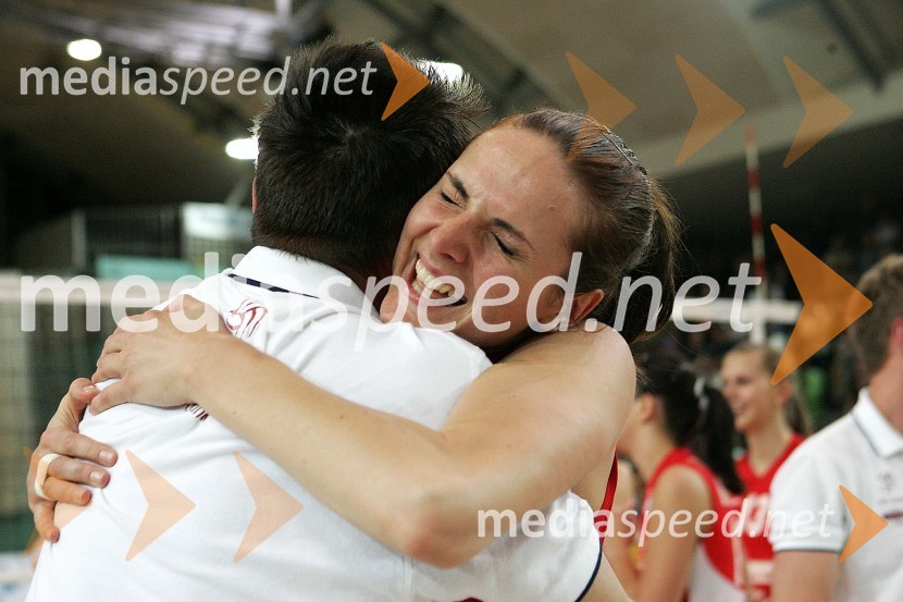 Igralka OK Nova KBM Branik in trenerOdbojka, Finale državnega prvenstva, OK Nova KBM Branik Maribor:OK HIT Nova Gorica