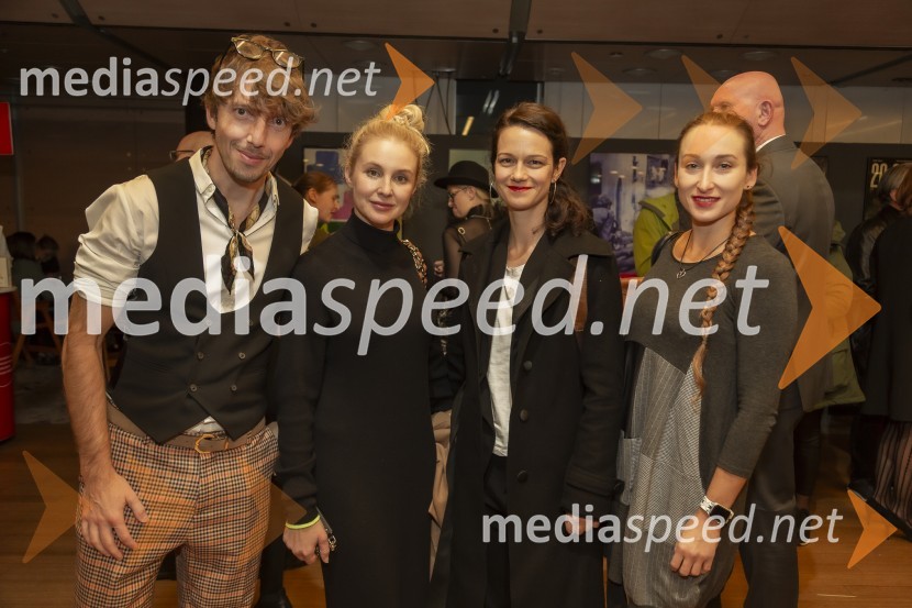  Aljoša Bagola, kreativni direktor, kolumnist, predavatelj in knjižni avtor;  Iva Krajnc Bagola, igralka;  Nika Rozman, igralka;  Gaja Višnar, igralka34. Ljubljanski mednarodni filmski festival - LIFFe, otvoritev