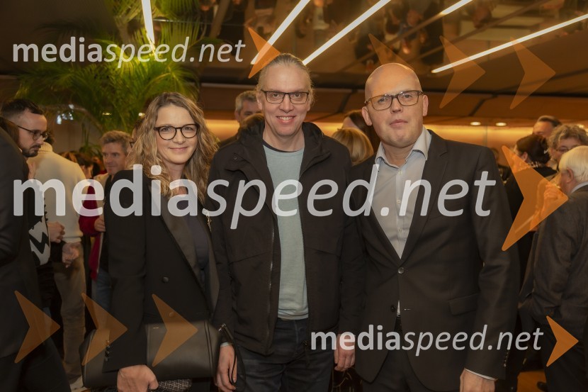  Bronja Žakelj, pisateljica;  Marko  Naberšnik, režiser in scenarist;  Simon Popek, programski direktor, festival LIFFe34. Ljubljanski mednarodni filmski festival - LIFFe, otvoritev