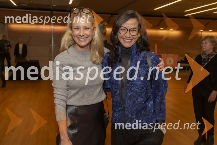  Tjaša  Železnik, igralka;  Simona  Belle, služba za stike z javnostmi MGL34. Ljubljanski mednarodni filmski festival - LIFFe, otvoritev