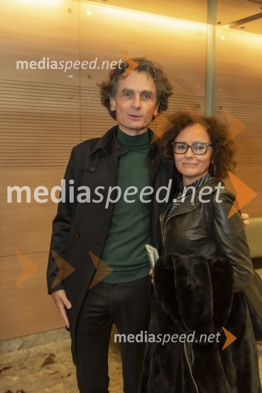  Jure Longyka, moderator;  Mateja Valentinčič, novinarka34. Ljubljanski mednarodni filmski festival - LIFFe, otvoritev