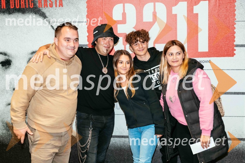  ... ;  Stefan Đurić - Rasta, pevec;  ... ;  ... ;  ... 3211, premiera filma v Cineplexx Ljubljana