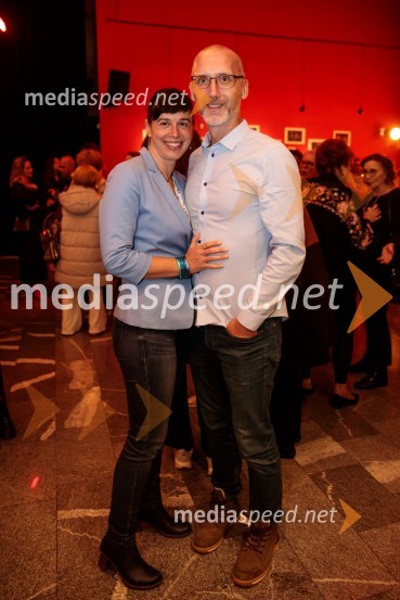  Irena Lesjak, strokovna sodelavka za koncertno dejavnost RTV Slovenija;  Blaž Gregorin, direktor marketinga, Invida producijska hišaKar želiš, to dobiš, premiera komedije