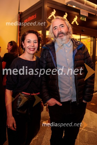  Ana Kajzer, poslovno vodenje in izvršna produkcija, SiTi Teater BTC;  Gregor Strniša, pesnikKar želiš, to dobiš, premiera komedije