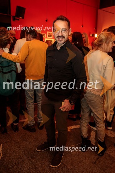  Jože Robežnik, igralecKar želiš, to dobiš, premiera komedije