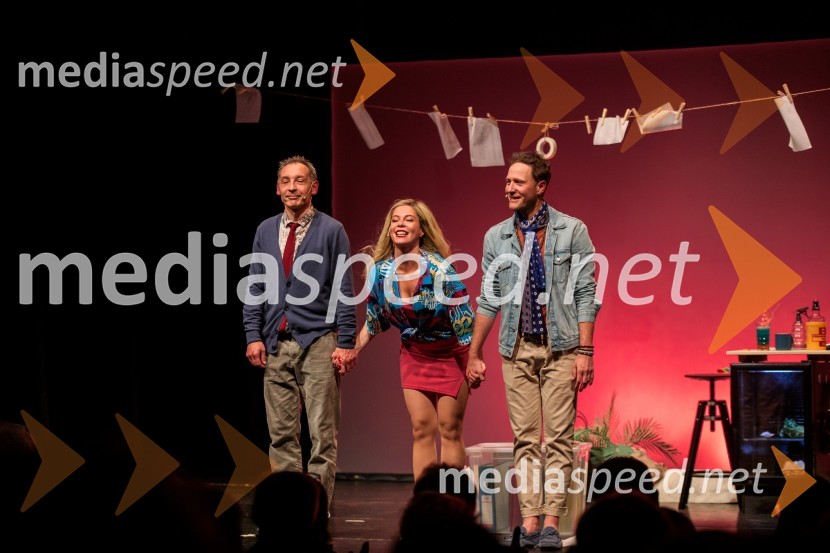  Tadej Toš, igralec, komik in TV voditelj;  Lea Cok, igralka;  Klemen Slakonja, igralec, komik in TV voditeljKar želiš, to dobiš, premiera komedije