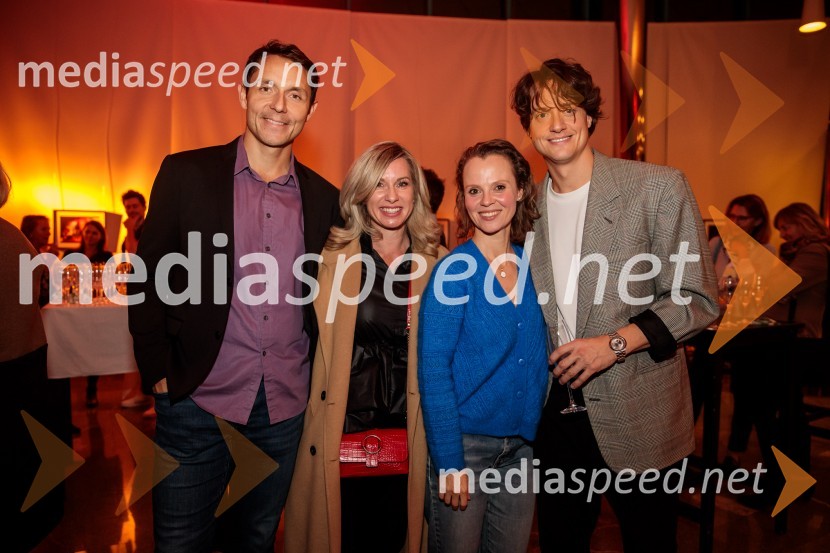  ... ;  ... ;  Mojca Fatur, igralka;  Domen Valič, igralecKar želiš, to dobiš, premiera komedije