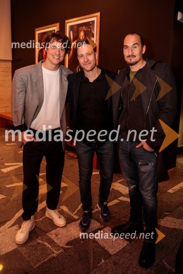  Domen Valič, igralec;  Klemen Slakonja, igralec, komik in TV voditelj;  Vid  Valič, stand-up komik, voditeljKar želiš, to dobiš, premiera komedije