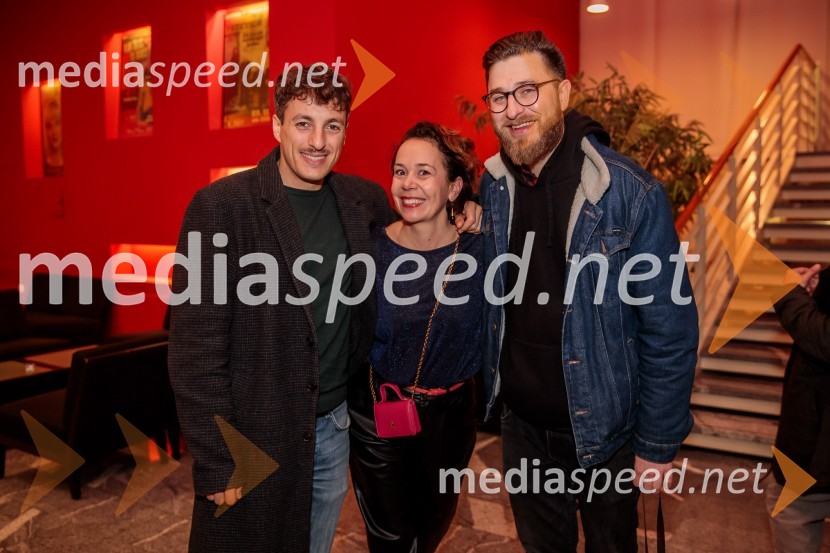  Žan  Papič, stand up komik;  Ana Kajzer, poslovno vodenje in izvršna produkcija, SiTi Teater BTC;  Gašper Bergant, stand up komikKar želiš, to dobiš, premiera komedije