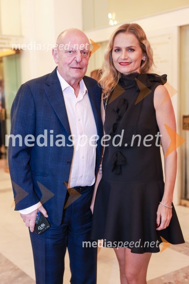  Miro Senica, odvetnik;  Katarina Kresal, odvetnica, nekdanja ministrica za notranje zadevePremiera Clugovega baletnega spektakla Faust v SNG Maribor