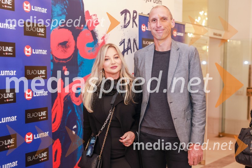  Nika  Čukur,  ShowRoom events;  ... Premiera Clugovega baletnega spektakla Faust v SNG Maribor