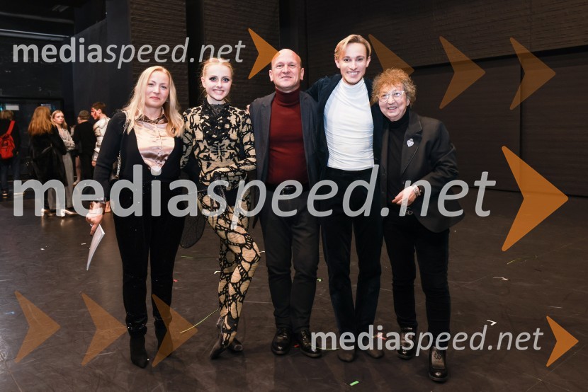  Carola Buffone;  Mina Radaković, baletna plesalka;  Maurizio Buffone;  Davide Buffone, baletni plesalec;  Dragica Petrovič, režiserka in producentkaPremiera Clugovega baletnega spektakla Faust v SNG Maribor