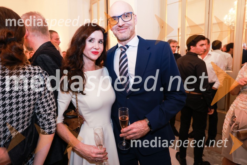 dr. dent. med. Branka Vran Benkovič, zobozdravnica;  Urban  Korenjak, direktor trženja EuroplakatPremiera Clugovega baletnega spektakla Faust v SNG Maribor