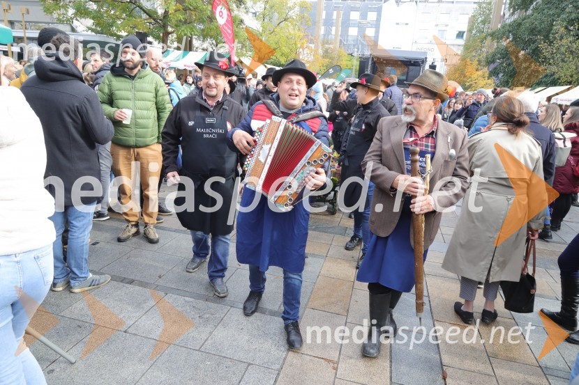  ... ;  ... ;  Alojz  Jenuš - Slavek, outar in brač iz MalečnikaMartinovanje v Mariboru 2023