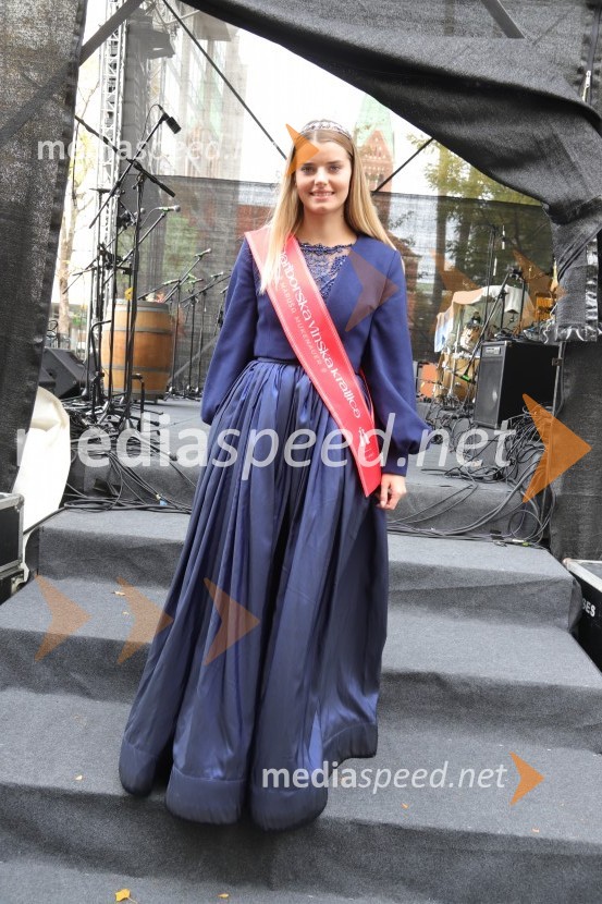  Maruša Mukenauer, Mariborska vinska kraljica 2023Martinovanje v Mariboru 2023