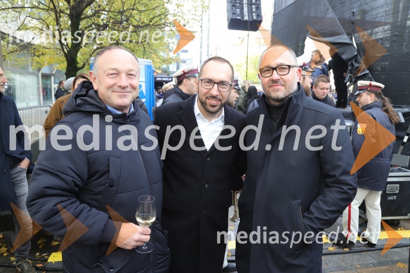  Stane Kocutar, mestni viničar, skrbnik Stare trte, novinar Radia Maribor, zgodovinar;   Tomislav Tomašević;  Gregor Reichenberg,  podžupan MOM za področje arhitekture in prostoraMartinovanje v Mariboru 2023