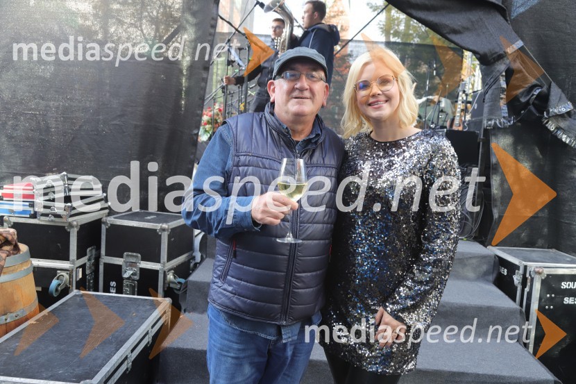  ... ;  Darja Gajšek, pevka, voditeljicaMartinovanje v Mariboru 2023