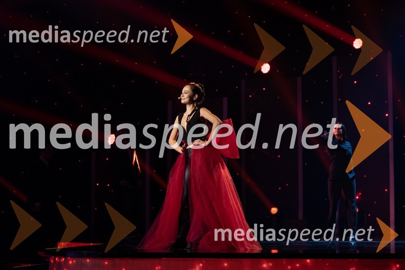  Sofia Chernistyna, pevkaSlovenija ima talent 2023, druga polfinalna oddaja