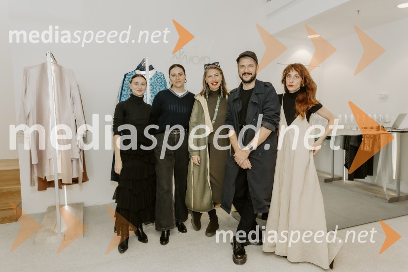  Ela Mejač;  Maja Podojstršek;  Melinda Rebrek, izvršna producentka LJFW;  Den Baruca, direktor Zavoda LJFW;  Nina Jagodic,  programska direktorica LJFWOtvoritev trgovine LJFW in podelitev nagrad WOW