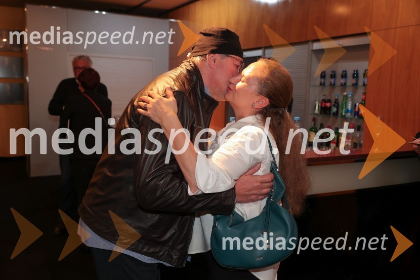  Jožef Ropoša, igralec;  Ema Kozar, ravnateljica, Ekonomska šola LjubljanaArzenik in stare čipke, premiera