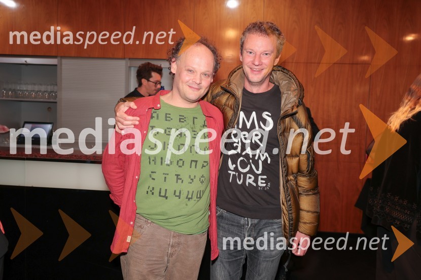  Gašper Jarni, igralec;  ... Arzenik in stare čipke, premiera