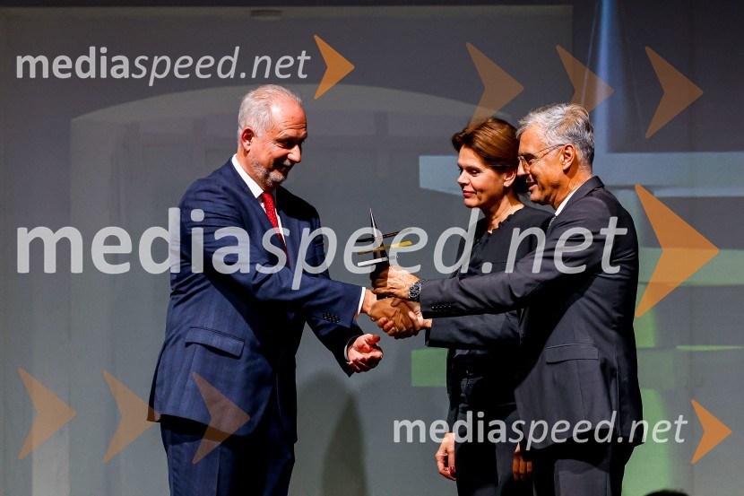 dr. Vojkan Jovičić, inženir; mag. Alenka Bratušek, Ministrica za infrastrukturo; mag. Črtomir Remec,  predsednik Inženirske zbornice SlovenijeDan inženirske zbornice Slovenije