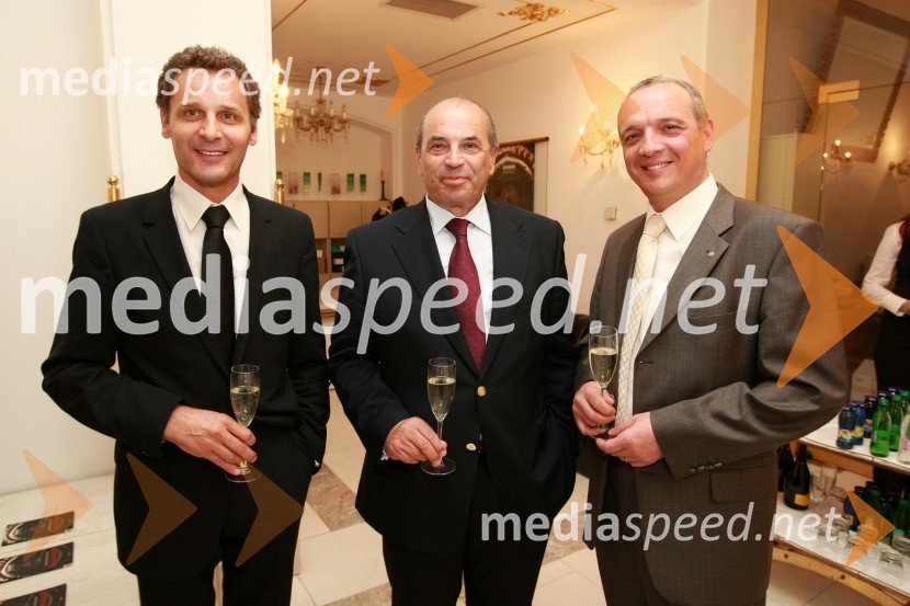 Danilo Rošker, direktor SNG Maribor, dr. Roman Glaser, generalni direktor Perutnine Ptuj in Damjan Damjanovič, direktor Slovenske filharmonijePremiera opere Turandot v SNG Maribor