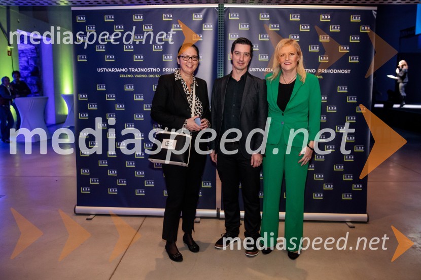 mag. Barbara Škraba Flis, Generalna sekretarka Inženirske zbornice Slovenije;  Dejan Prebil, IZS;  Anita Kuhar, IZSDan inženirske zbornice Slovenije