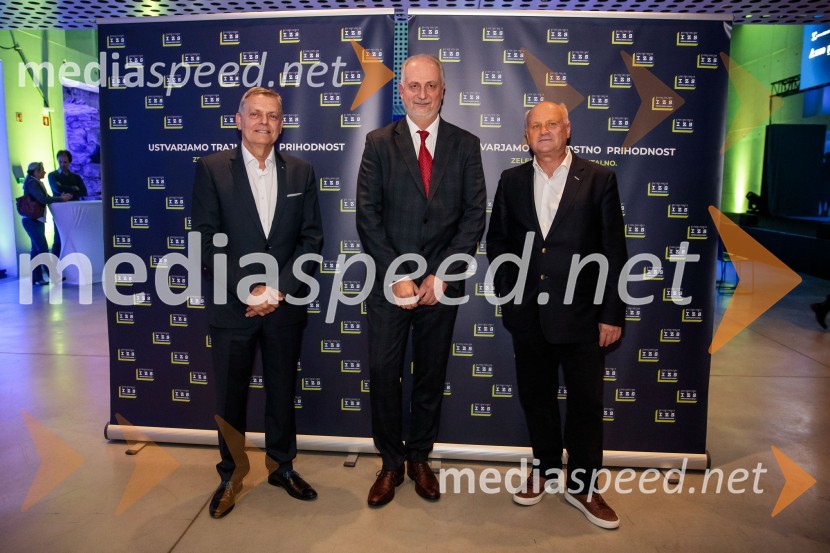 dr. Viktor Markelj, direktor projektivnega podjetja Ponting iz Maribora; dr. Vojkan Jovičić, inženir;  Marjan  Pipenbaher, gradbeni inženir, PontingDan inženirske zbornice Slovenije