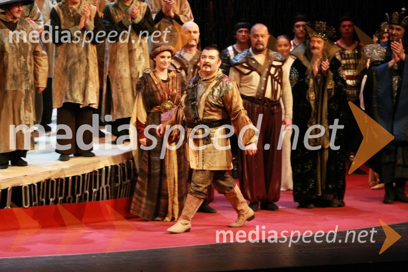 Janez Lotrič, operni pevecPremiera opere Turandot v SNG Maribor