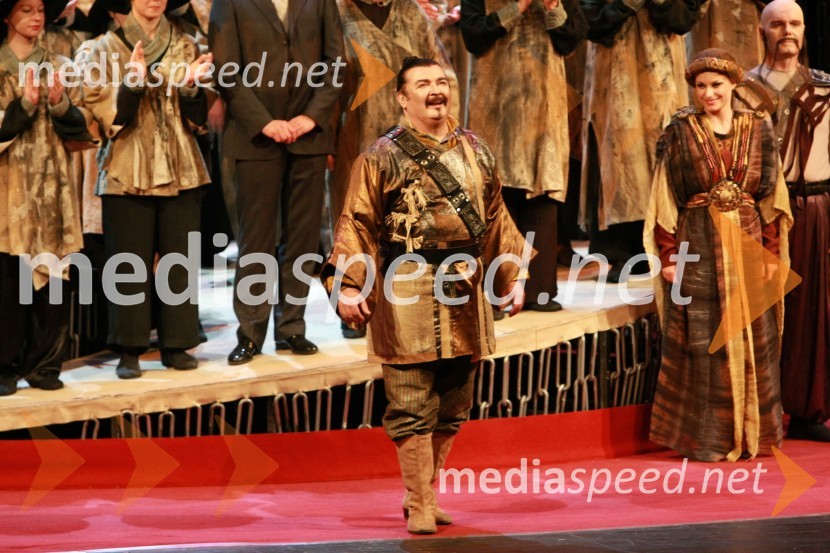 Janez Lotrič, operni pevecPremiera opere Turandot v SNG Maribor