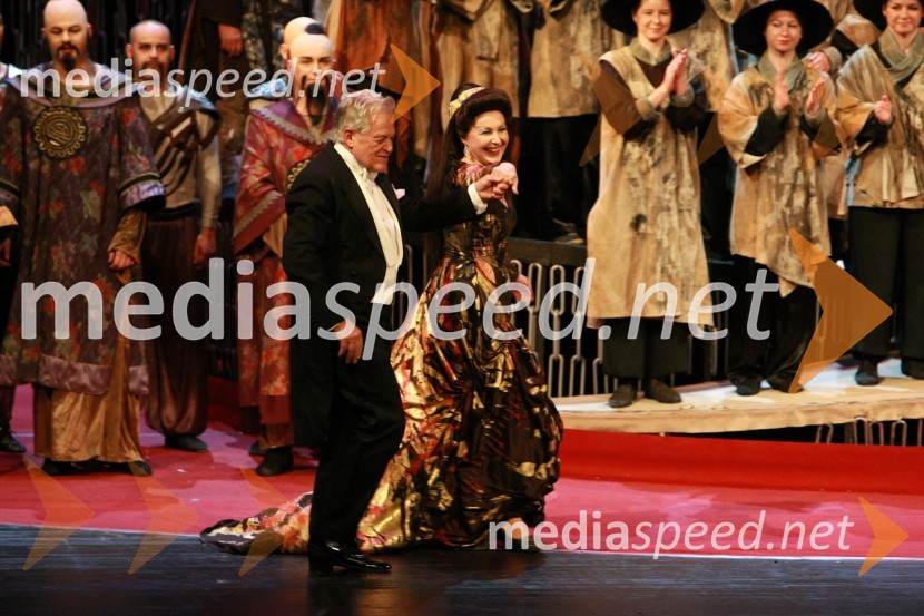 Michael Halász, glasbeni vodja in dirigent ter Elena Nebera, operna pevkaPremiera opere Turandot v SNG Maribor