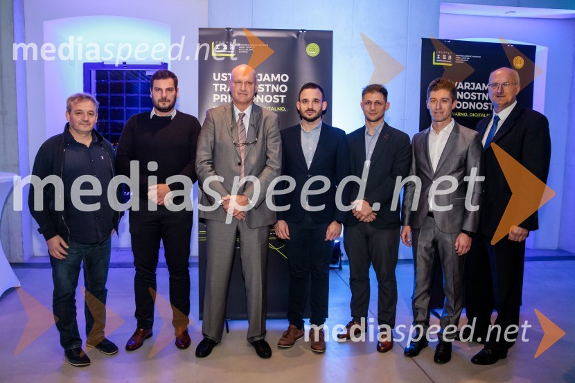  ... ;  ... ;  Mitja  Lenassi, predsednik, Komisija Inženirske zbornice Slovenije za trajnostno gradnjo;  ... ;  ... ;  ... ;  ... Dan inženirske zbornice Slovenije